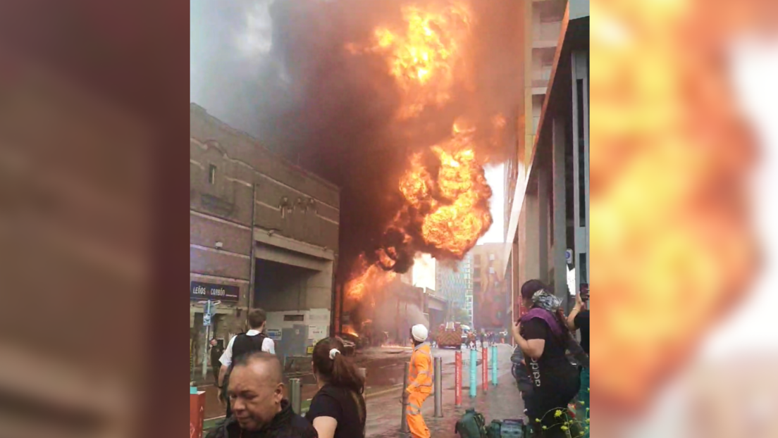 Großfeuer bricht in der Nähe des Bahnhofs Elephant and Castle im Süden Londons aus