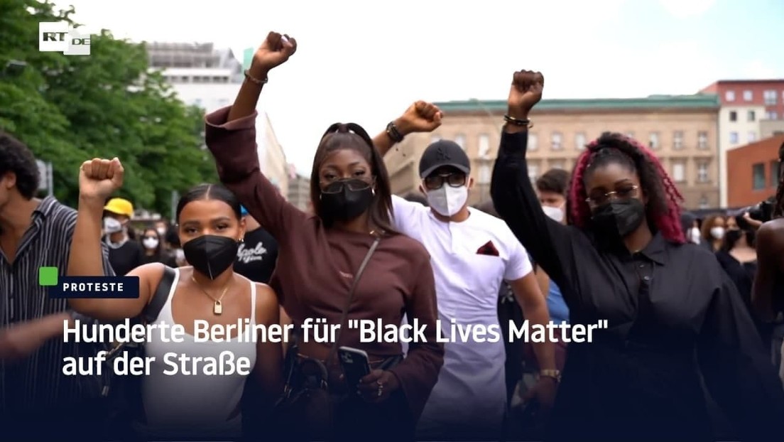 Hunderte Berliner für "Black Lives Matter" auf der Straße