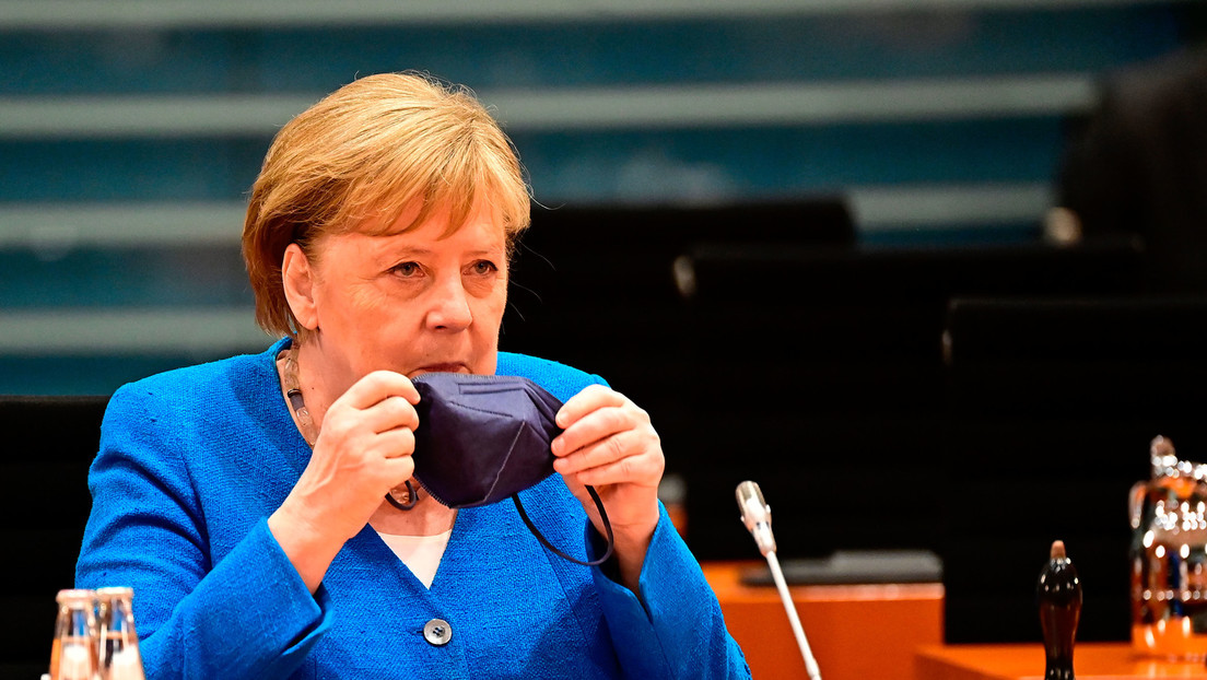 Merkel und Spahn streben Impfquote von 80 Prozent an