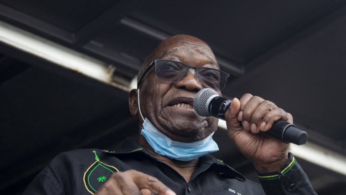 Südafrikas Ex-Präsident Jacob Zuma stellt sich Polizei und tritt Haftstrafe an