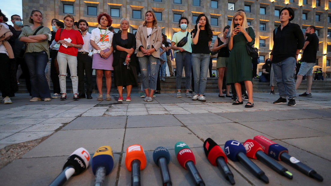 Tiflis: Tausende Georgier fordern nach Tod eines Journalisten Rücktritt der Regierung