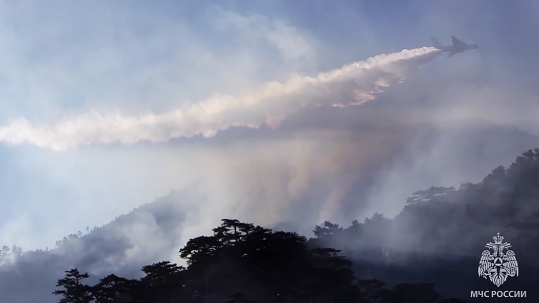 Russische Regenmacher gegen Waldbrände: Flugzeuge besprühen Wolken mit Silberjodid