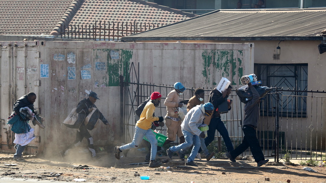 Zulu-Anführer: Unruhen in Südafrika nur Probelauf für noch schlimmere Gewalt