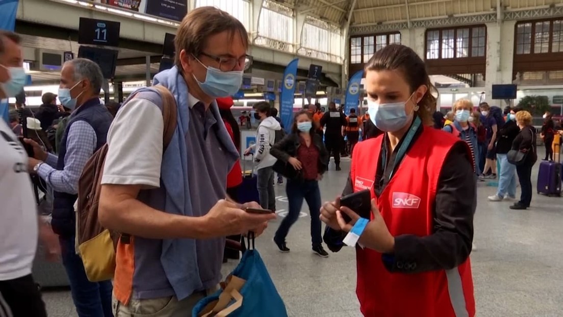 Frankreich: Gesundheitspass nun auch im Fernverkehr