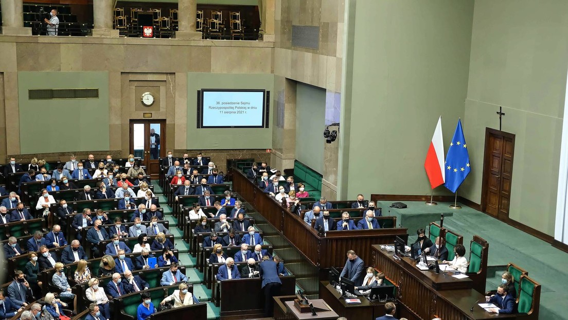 Polnisches Parlament billigt restriktives  Mediengesetz – USA drohen mit Investitionskürzungen