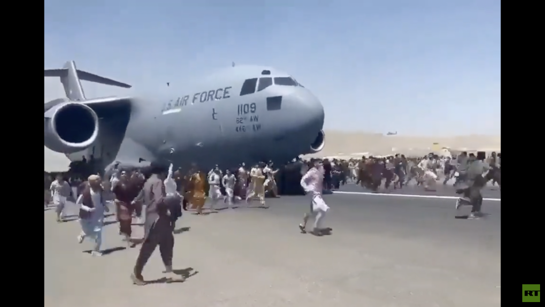 Massenflucht – Schockierende Szenen vom Kabuler Flughafen