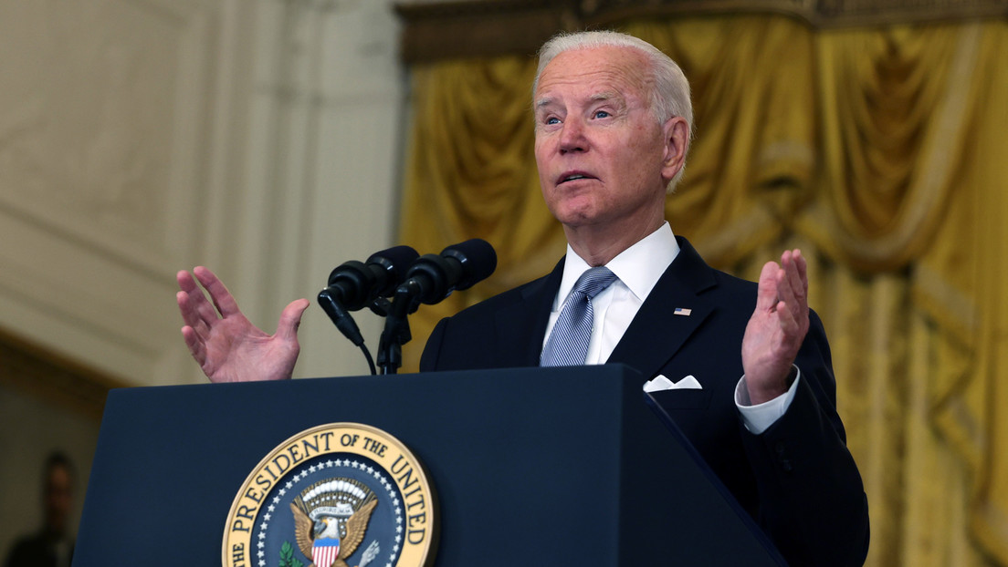 Biden spielt Fragen zu abgestürzten Afghanen herunter: "Das war vor fünf Tagen"
