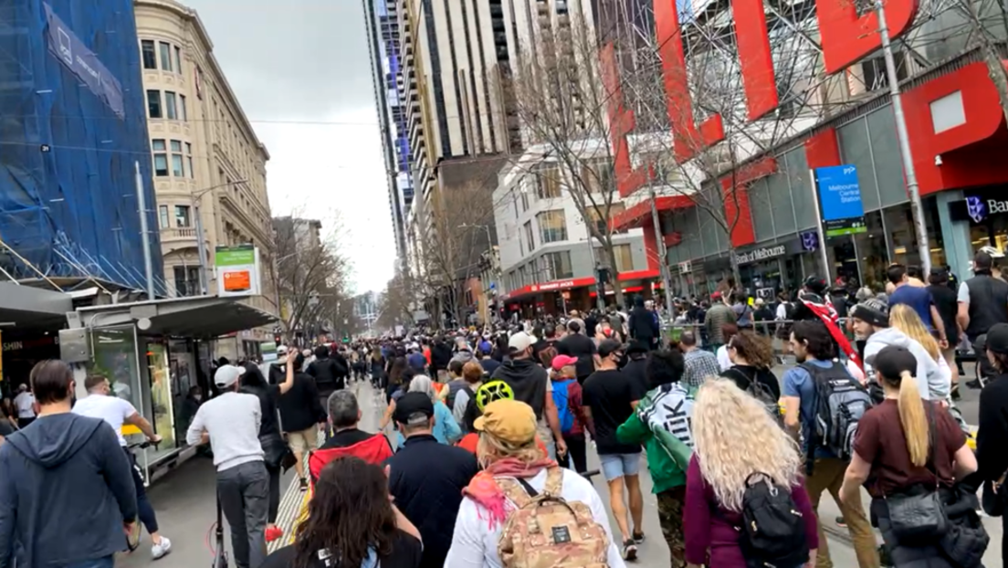 Zusammenstöße und Festnahmen in Sydney und Melbourne bei Protesten gegen Corona-Maßnahmen