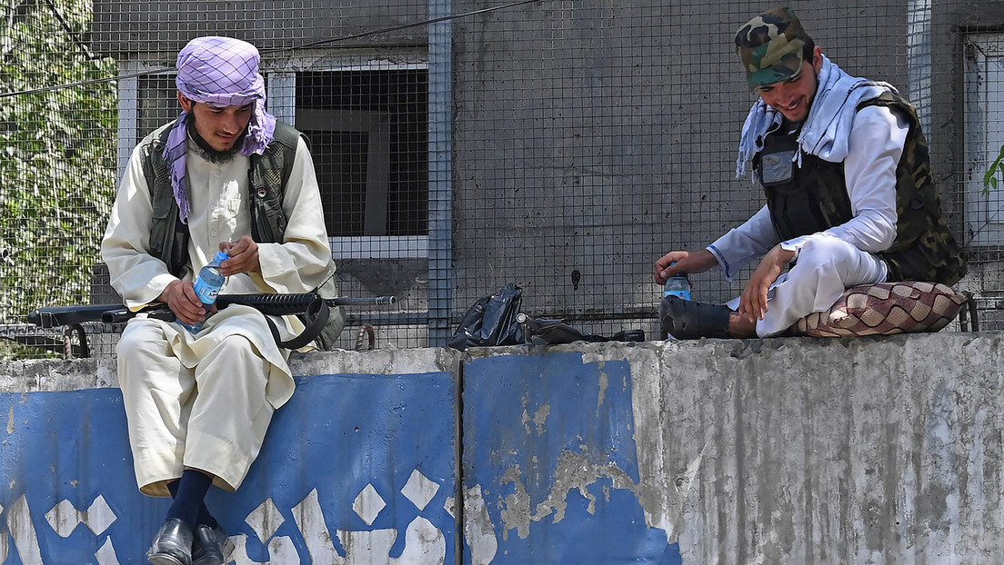 Taliban wollen mehrere Gates des Flughafens in Kabul übernommen haben