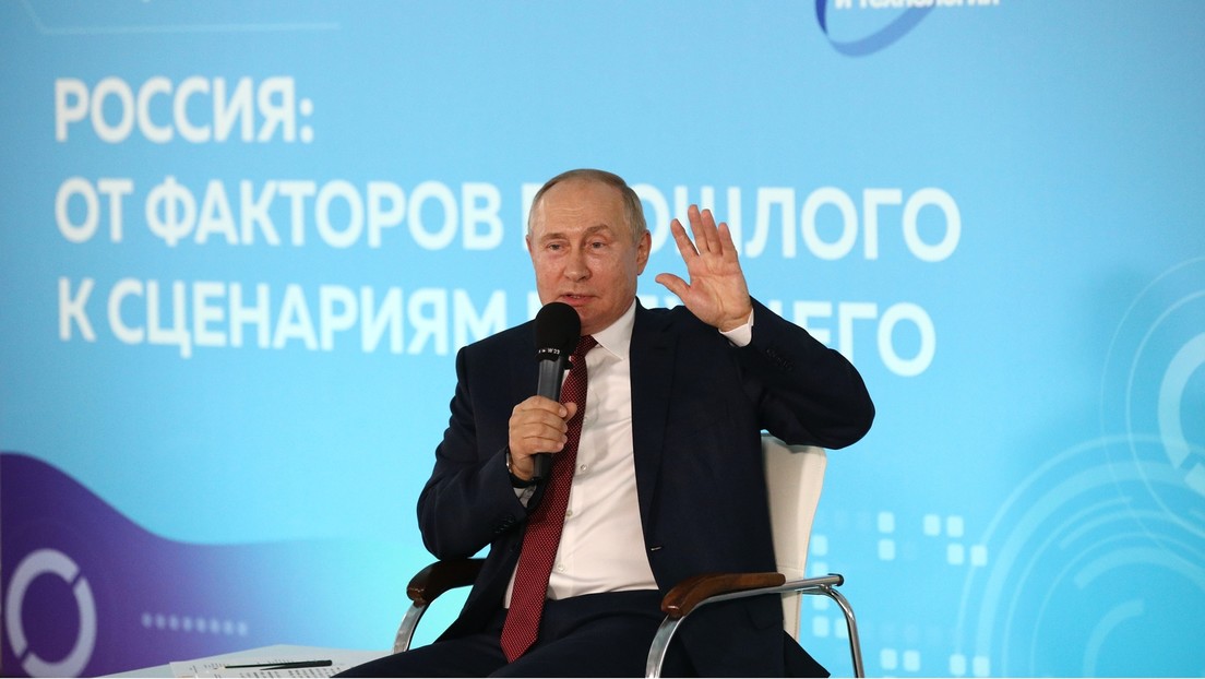 Putin: Das Aufzwingen von US-Standards in Afghanistan hatte nur Tragödien und Verluste zur Folge
