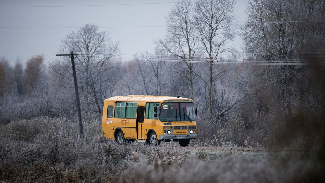 Vier Verletzte bei Verkehrsunfall mit Schulbus in Russland