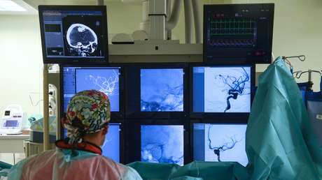 Deutschen Kliniken zu gefährlich – Patient aus Deutschland in Nowosibirsk von Tumor befreit