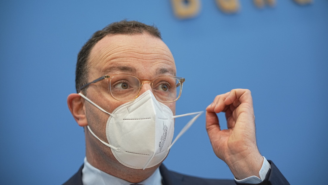 Wenn die Masken fallen: Spahns Ministerium wegen unbezahlter Beschaffungsdeals vor Gericht
