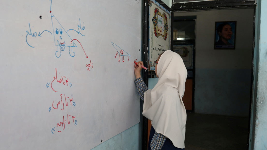 USA: Wir haben 700 Schulen in Afghanistan gebaut – Bildungsminister: Diese existieren nur auf dem Papier