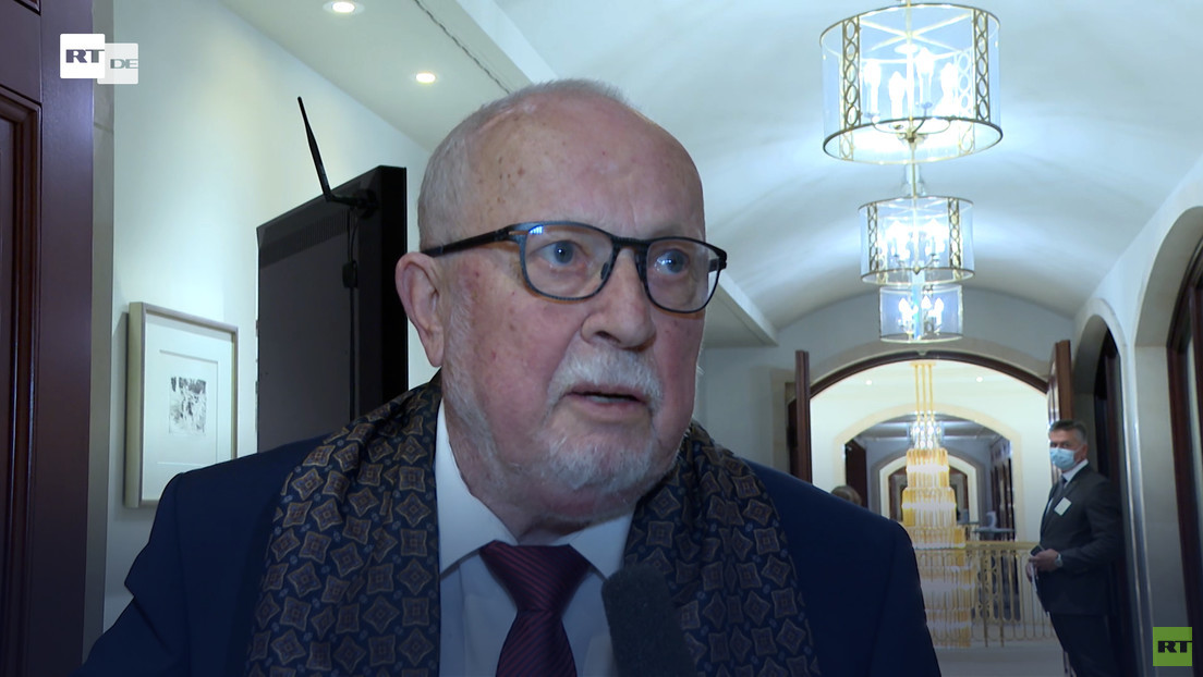 Lothar de Maizière: "Wir müssen dafür kämpfen, dass Petersburger Dialog fortgeführt wird"