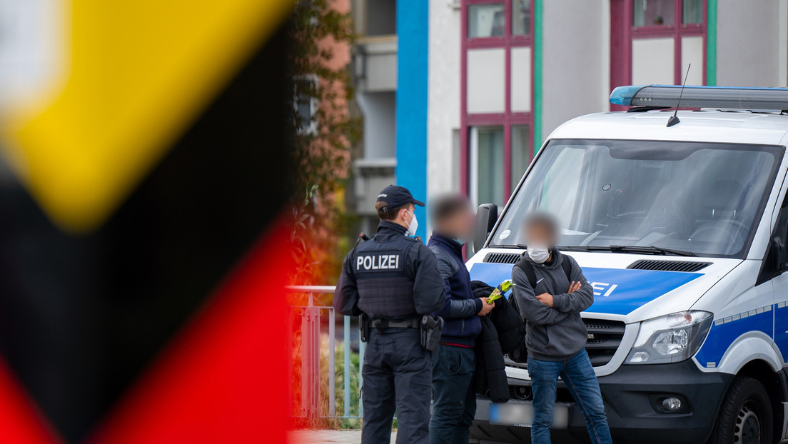 Polizei: Bewaffnete Rechtsextreme an der Grenze zu Polen aufgegriffen