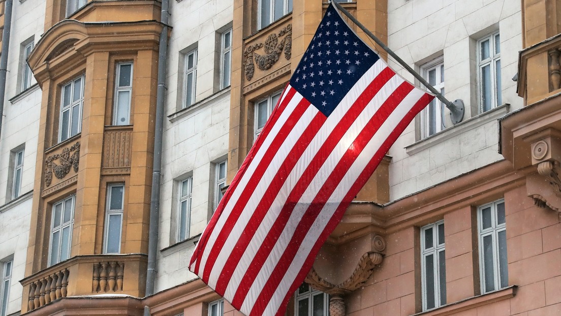 Russisches Außenministerium ruft USA zur Normalisierung der konsularischen Dienste auf
