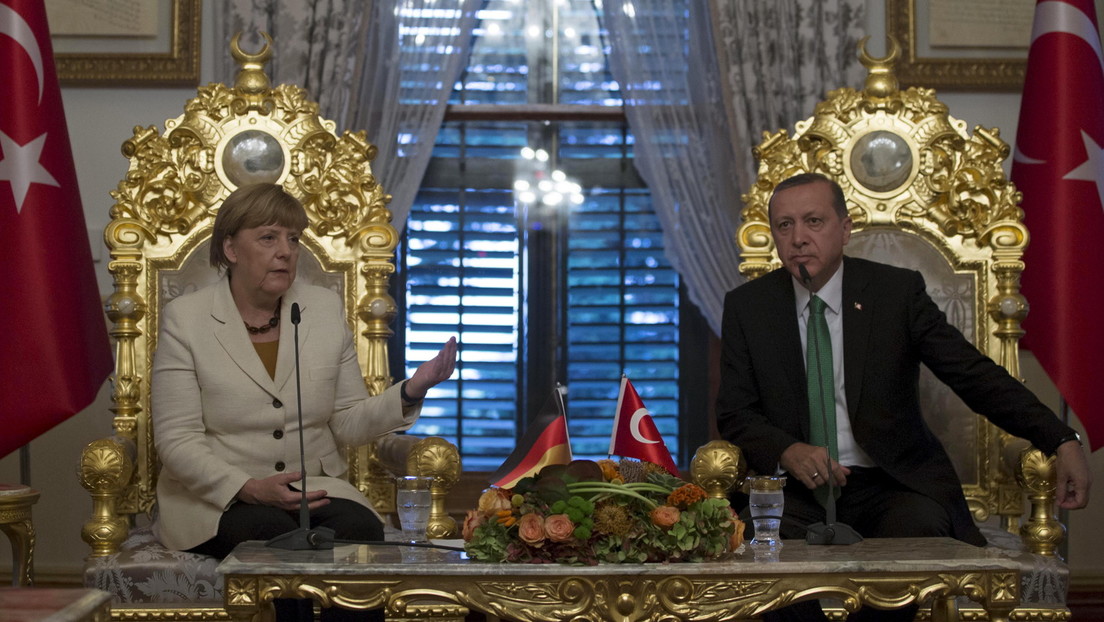 Merkels Angebot an die Türkei zur "Lösung der Flüchtlingskrise": Visafreiheit gegen besseren Grenzschutz