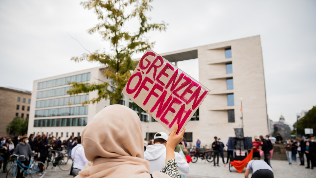 Wiederholt sich 2015? Berlin fährt Aufnahmekapazitäten für Flüchtlinge hoch