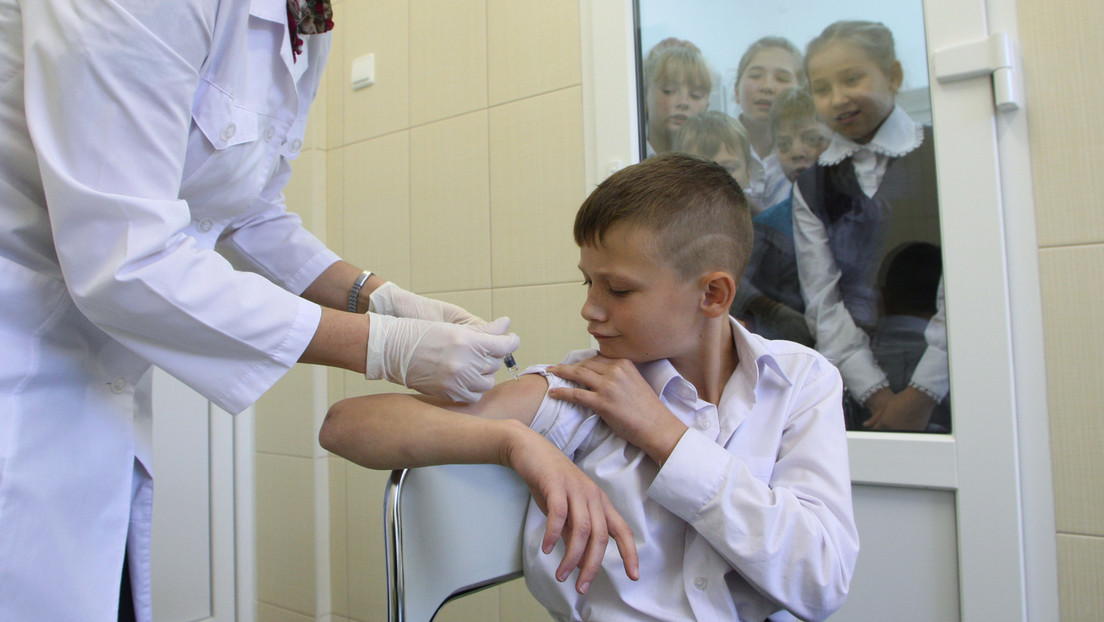 Sputnik M: Russland produziert eigenen Corona-Impfstoff für 12- bis 17-Jährige