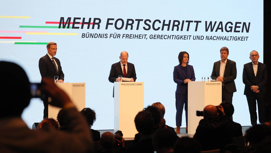 Ampel stellt Koalitionsvertrag und Ressortverteilung vor: SPD bekommt Gesundheitsministerium
