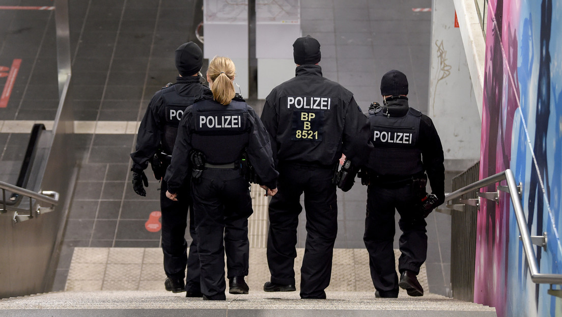 Berlin: Polizisten und Ordnungsamtsmitarbeiter müssen bei Kontrollen nicht geimpft oder genesen sein
