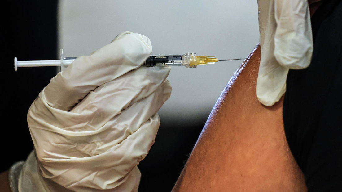 Italiener will Corona-Impfung in Armattrappe injiziert bekommen – Krankenschwester bemerkt Betrug