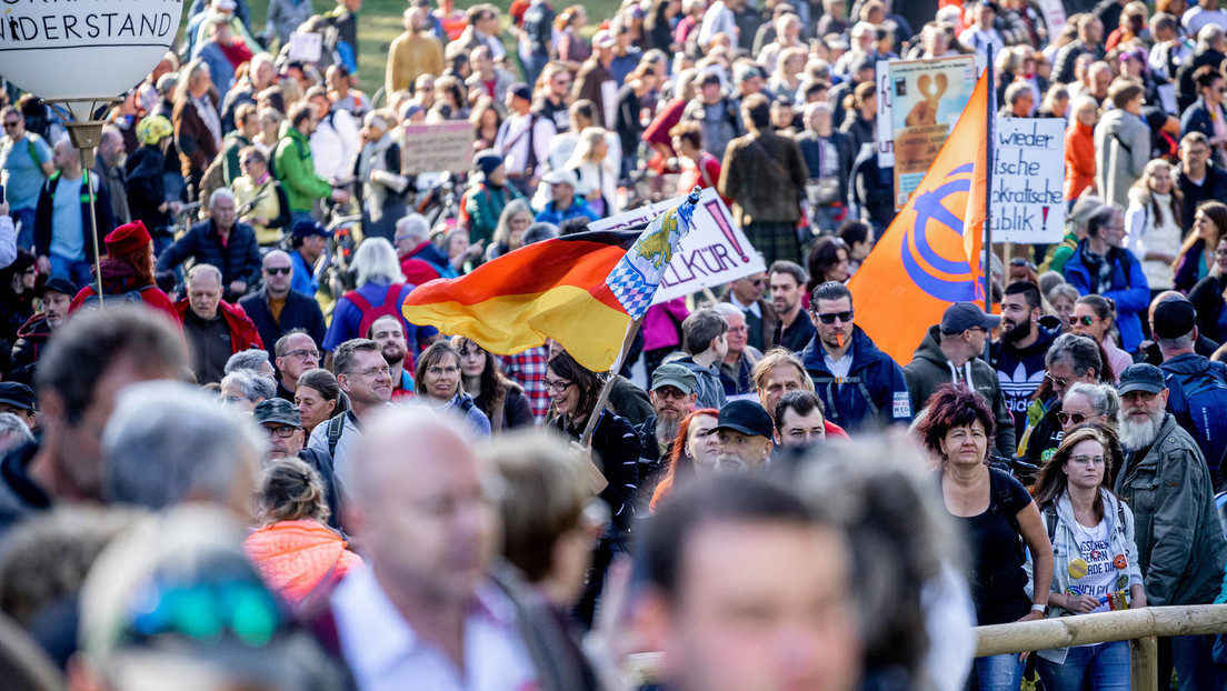 12.000 Menschen demonstrieren in Nürnberg gegen Corona-Maßnahmen