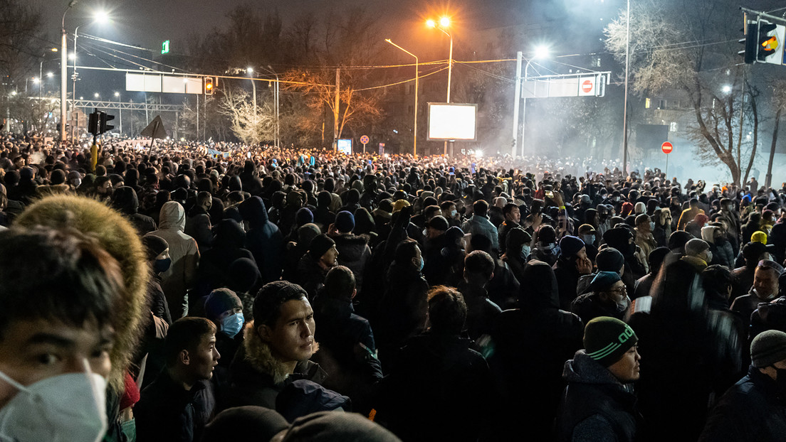 Kasachstan: Regierung wegen Massenprotesten zurückgetreten