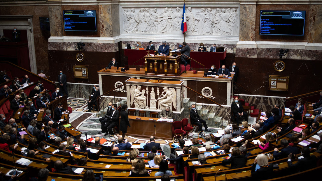 Verschärfte Corona-Regeln gelten in Frankreich überall – außer im Parlament