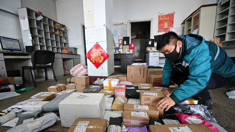 China macht Lieferungen aus Übersee für Omikron-Infektionen verantwortlich