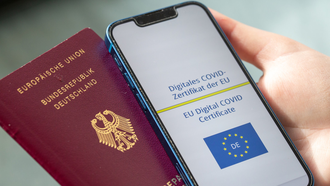 Kein Ende in Sicht? EU-COVID-Pass soll weiter genutzt werden