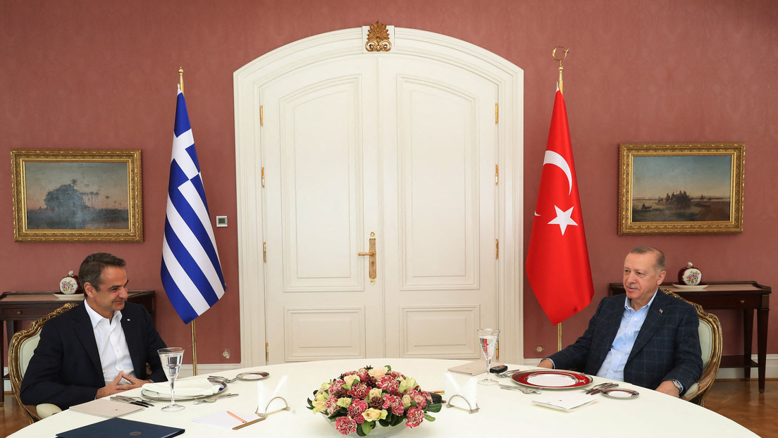 Annäherung: Griechischer Premier Mitsotakis trifft türkischen Präsidenten Erdoğan in Istanbul