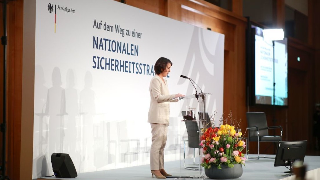 Außenministerin Baerbock: "Bei Fragen von Krieg und Frieden kann Deutschland nicht neutral sein"
