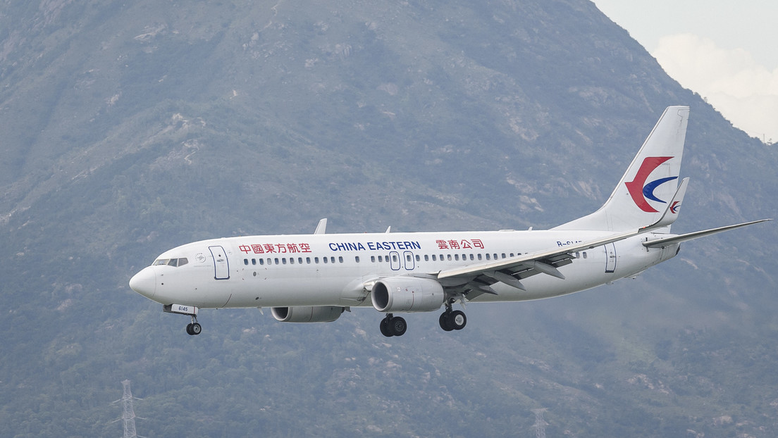 China: Flugzeug mit mehr als 130 Menschen an Bord abgestürzt