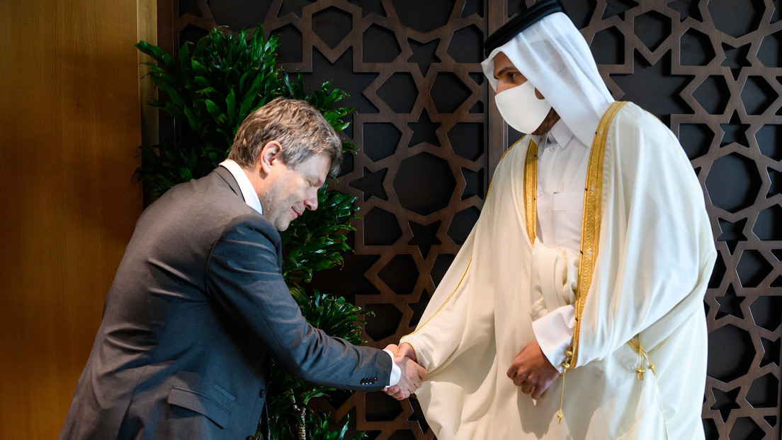 Habeck erntet in sozialen Medien Kritik für Katar-Besuch