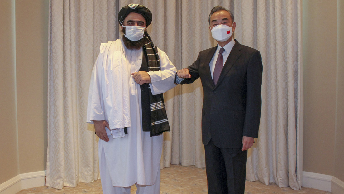 Chinas Außenminister besucht Afghanistan