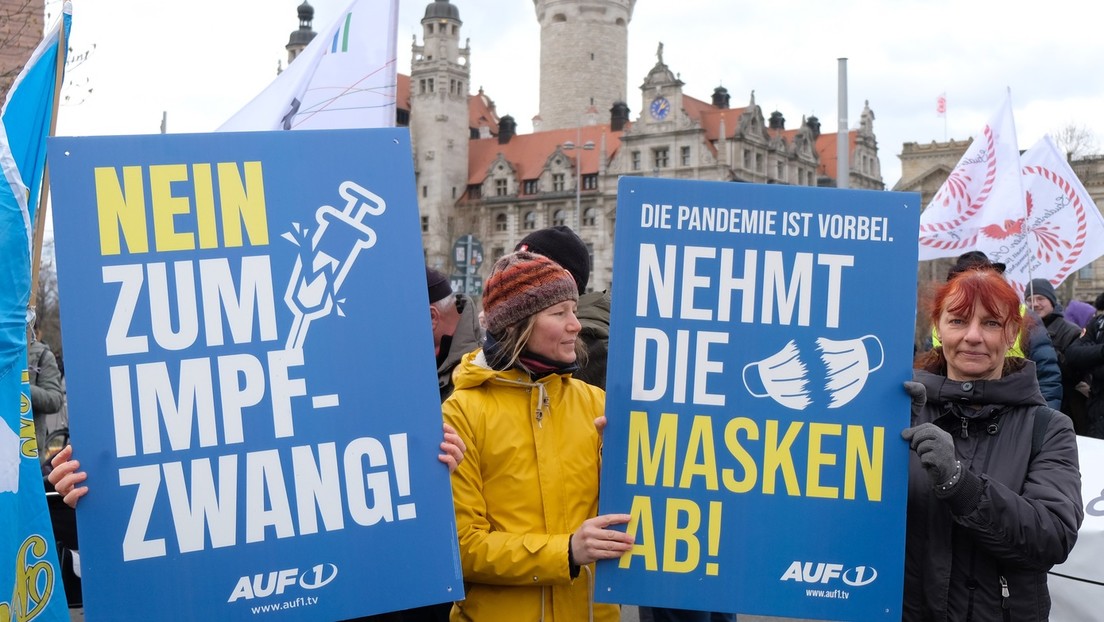 Leipzig: Mindestens 2.000 Menschen demonstrieren für "Freiheit und Frieden"