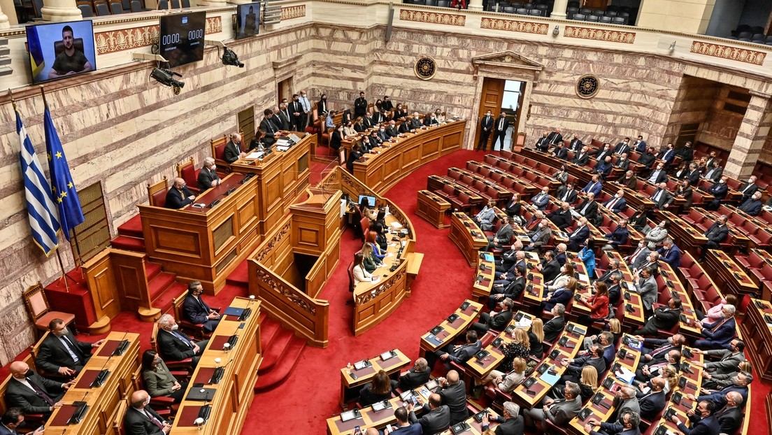 Nach Selenskijs Rede im griechischen Parlament: Empörung wegen Ansprache eines Asow-Mitglieds
