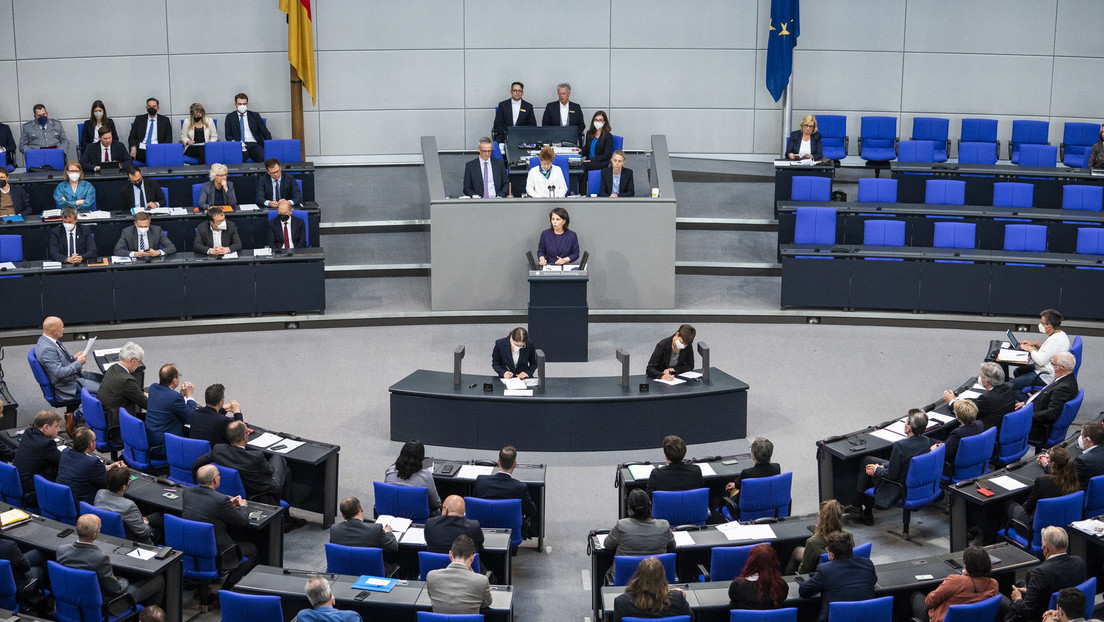 Bundestag stimmt mit großer Mehrheit für Lieferung schwerer Waffen an die Ukraine