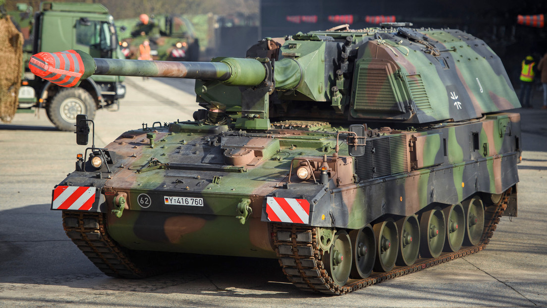 Verteidigungsministerin Lambrecht kündigt Lieferung von sieben Panzerhaubitzen an die Ukraine an