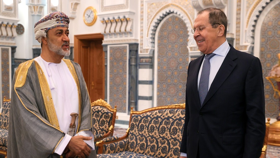 Lawrow in Oman: "Westen kann seinen Bürgern nun erklären, warum sie für Öl mehr zahlen müssen"