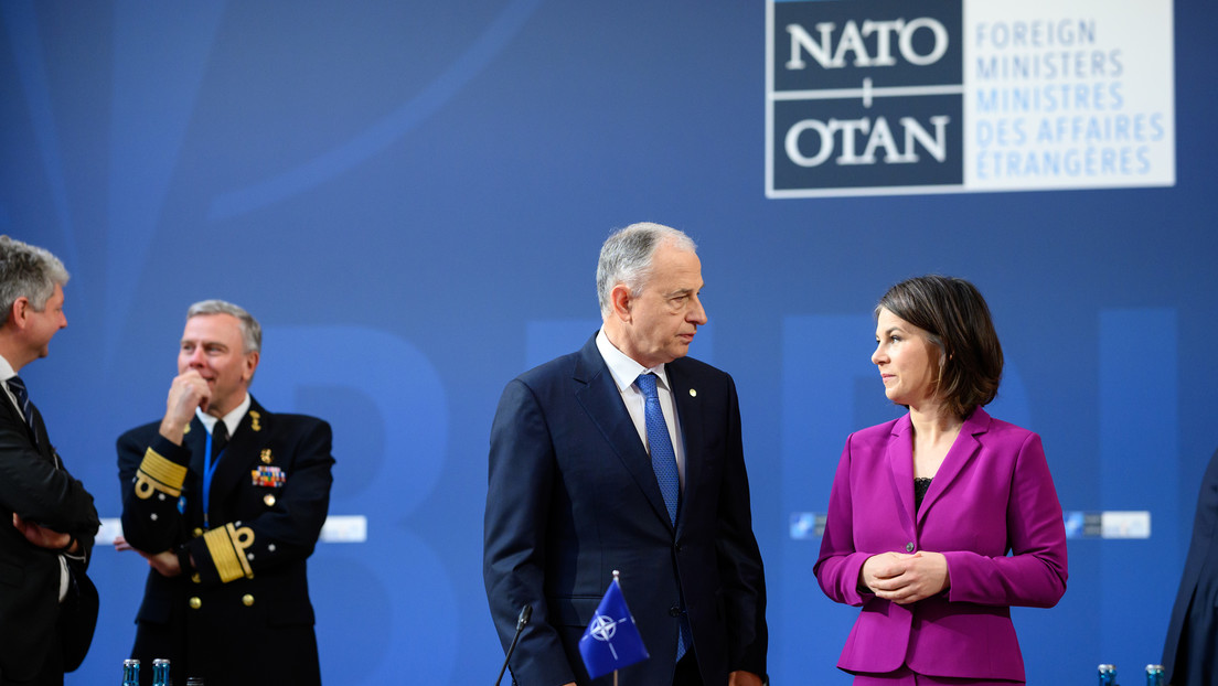 Sicherheitsexperte Krause: Auch eine 'Rumpf'-Ukraine sollte in die NATO aufgenommen werden