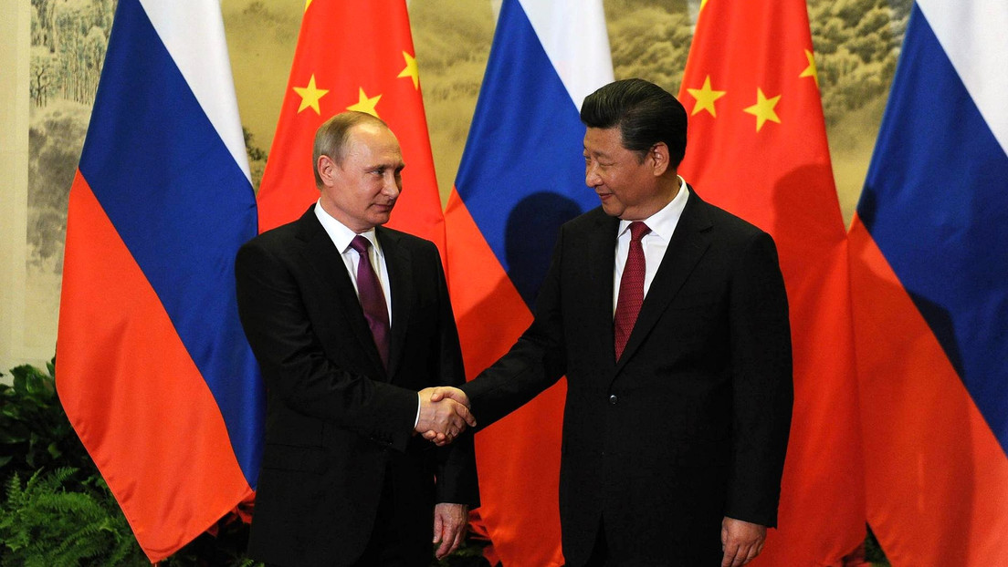 Litauischer Politiker droht Chinesen und Russen und bezeichnet sie als "Mongolen"