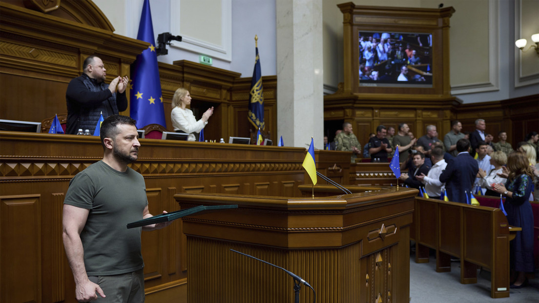 70 Prozent mehr Geld – Abgeordnete der Ukraine beschließen Erhöhung ihrer Bezüge