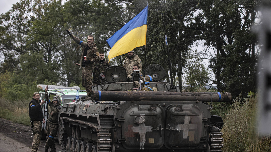 Kiew fordert Sicherheitsgarantien, während der Stab von Selenskij die militärischen Ziele definiert
