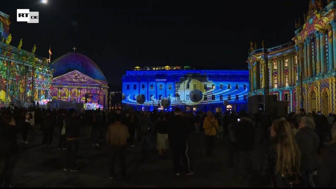 LIVE aus Berlin: Beginn des "Festival of Lights"