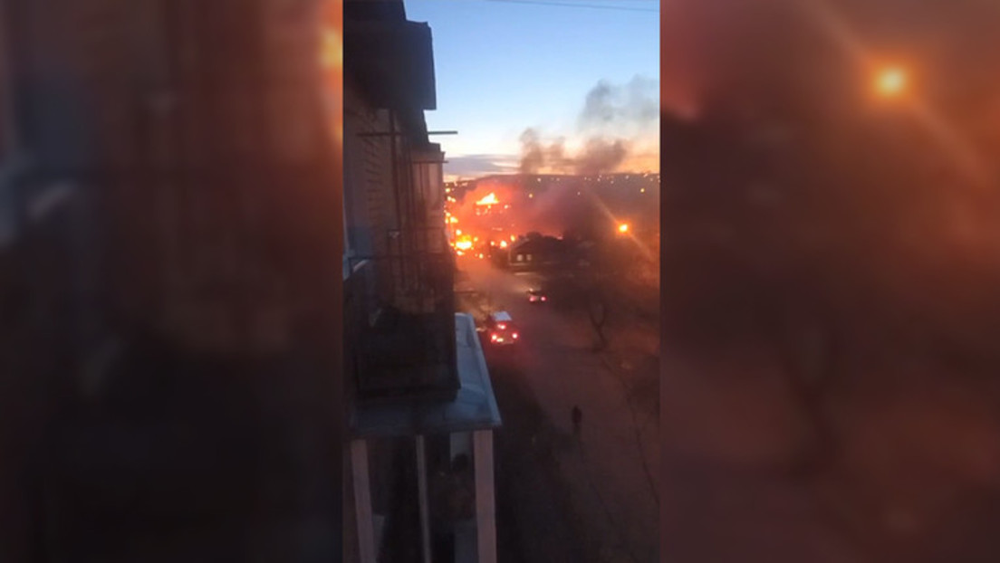 Militärflugzeug stürzt auf Wohnhaus in Irkutsk ab
