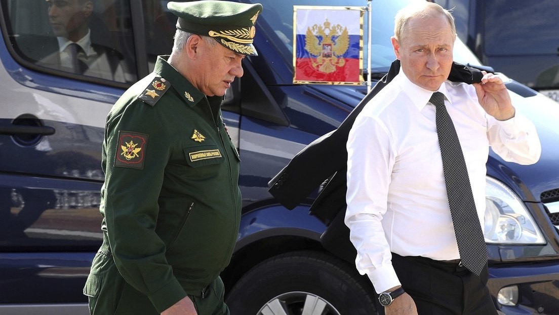 LIVE: Wladimir Putin bespricht mit Verteidigungsminister Schoigu die aktuelle Lage