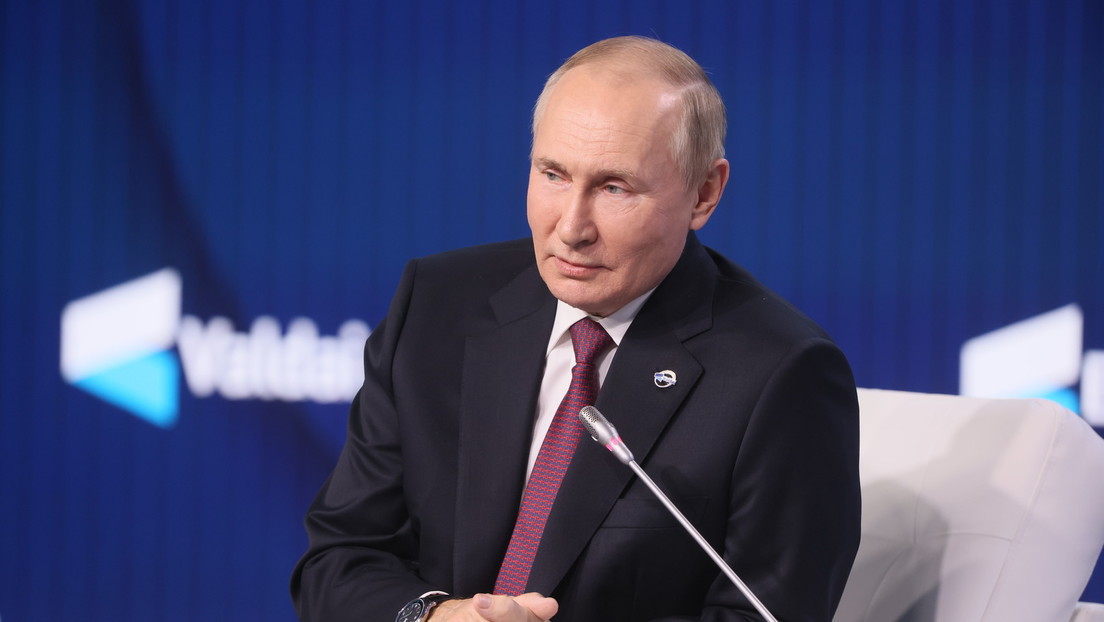 Putin betont erneut historische Einheit der Russen und Ukrainer und nennt Ukraine künstlichen Staat